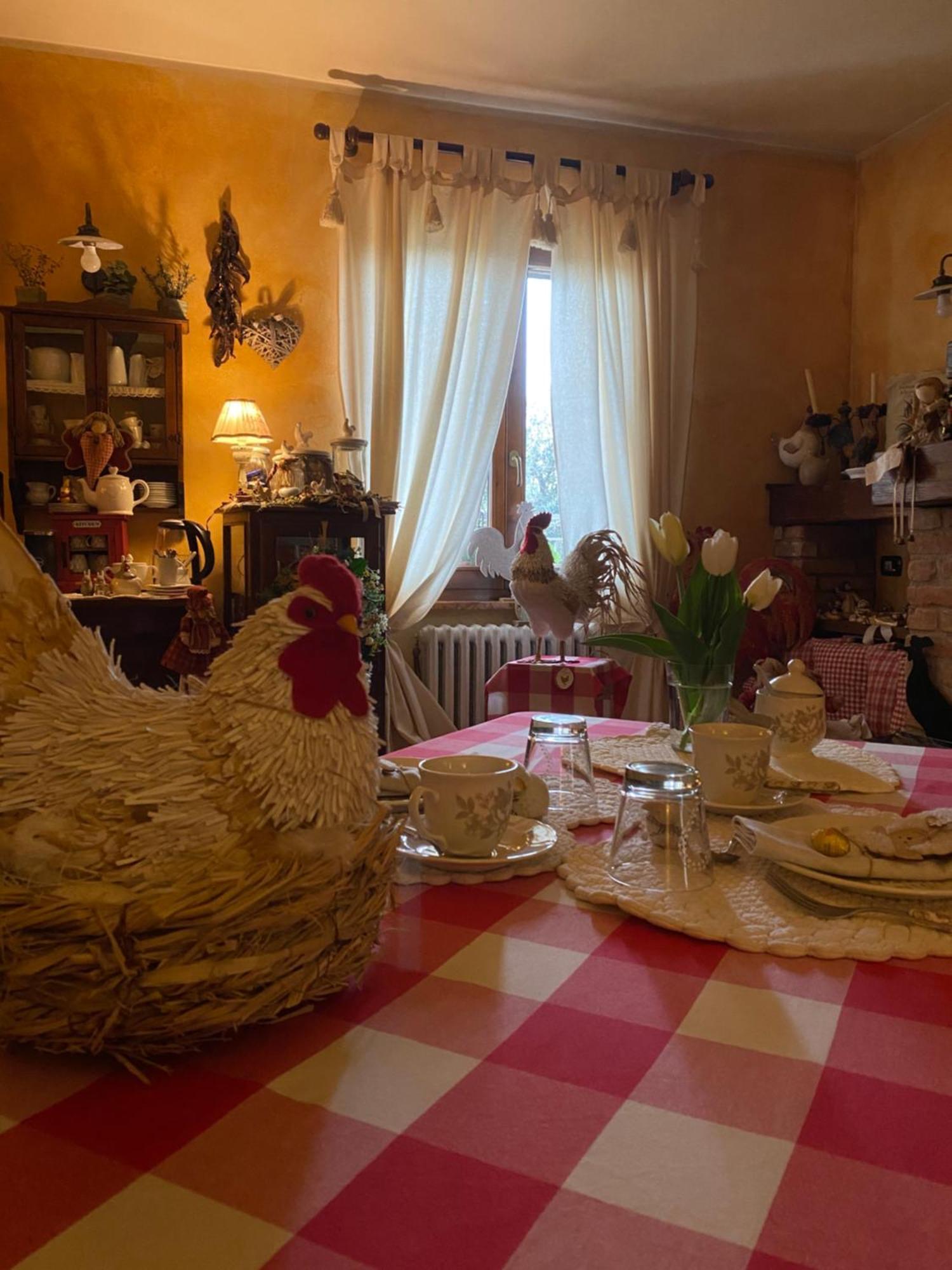 Gallo Delle Pille 蒙赞巴诺 外观 照片